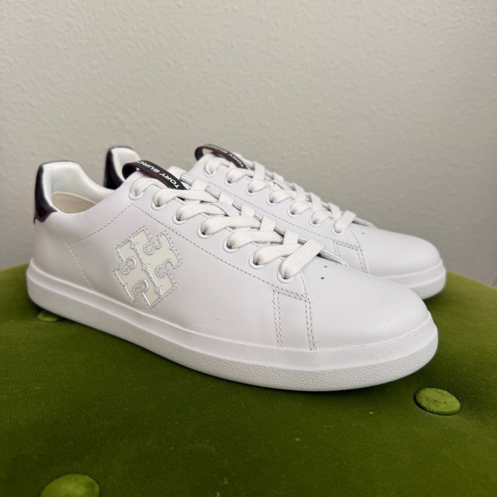 Brand New Tory Burch Howell Court White Sneaker with Brown Tortoise | Size 8